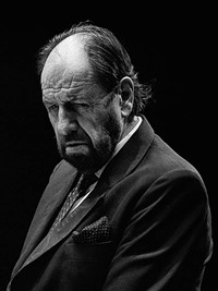  Personatge Hirst a l'obra Terra de ningú