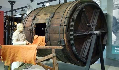 Imatge del contingut Els museus de la pell de Vic i Igualada