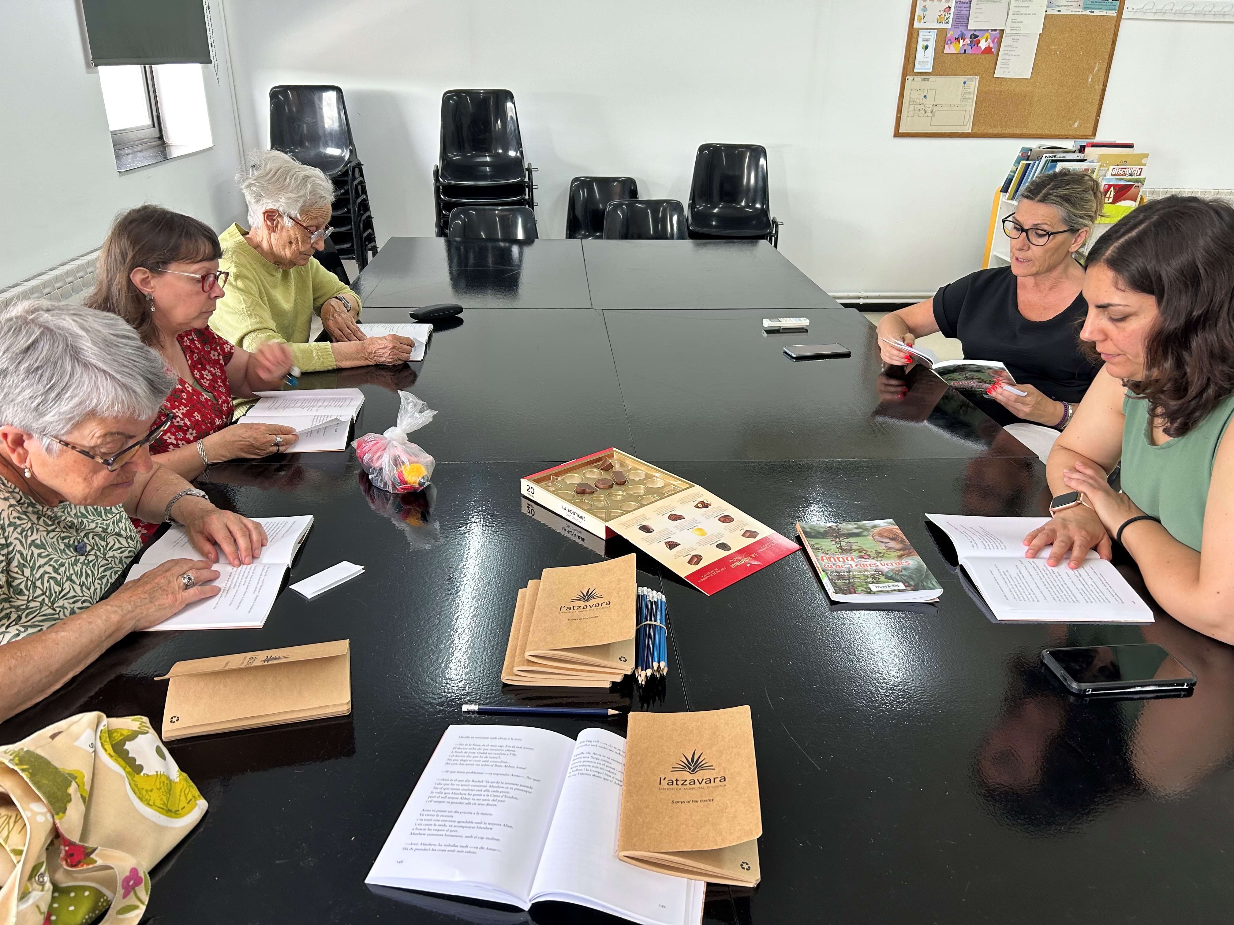 Club de lectura en veu alta en català - Centre Cívic del Pla