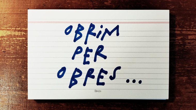 Obrim per obres. Quan la biblioteca tanca i nosaltres continuem dins