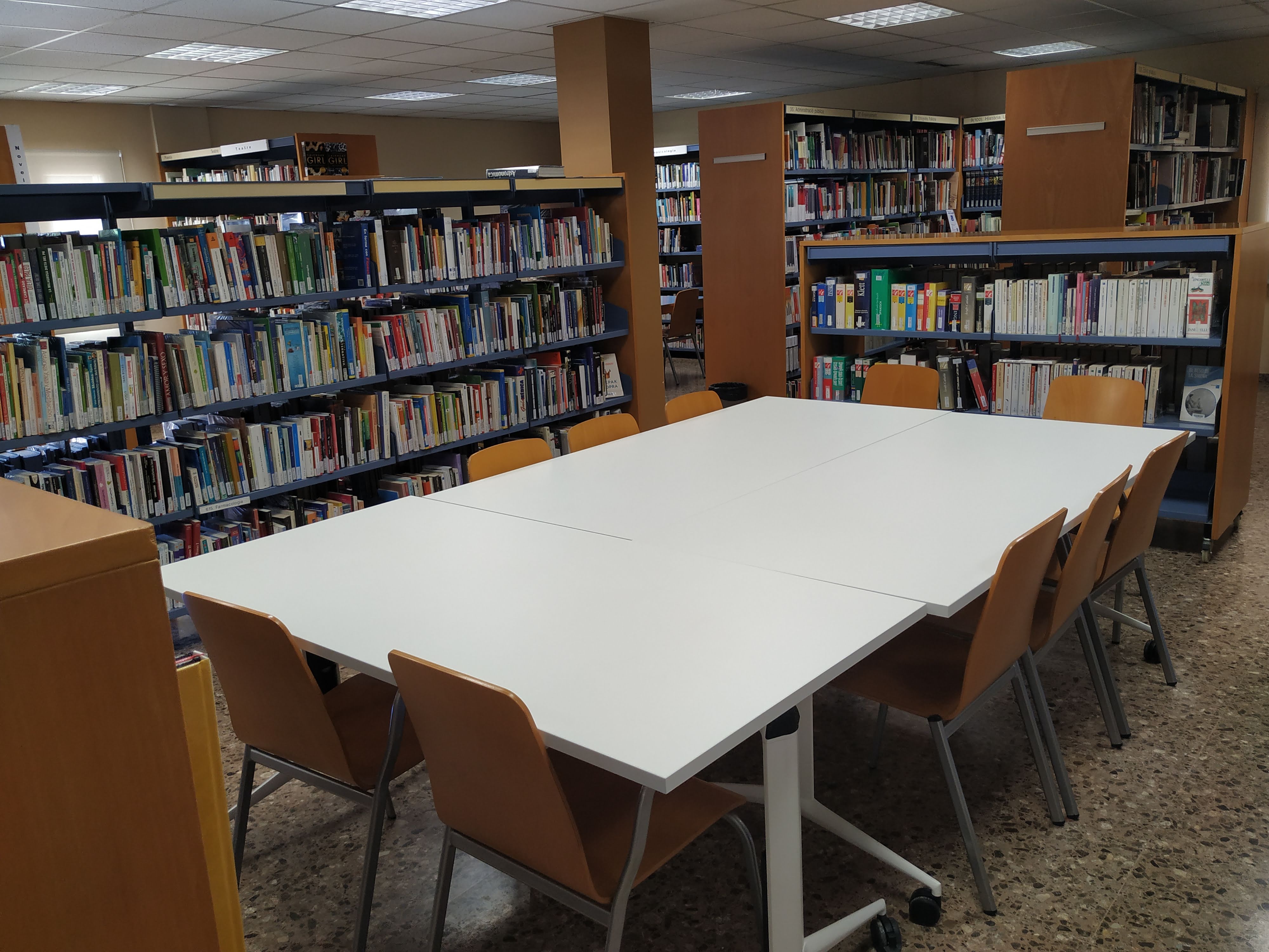 Biblioteca Pública -Fermina Cañaveras, El barracón de las mujeres